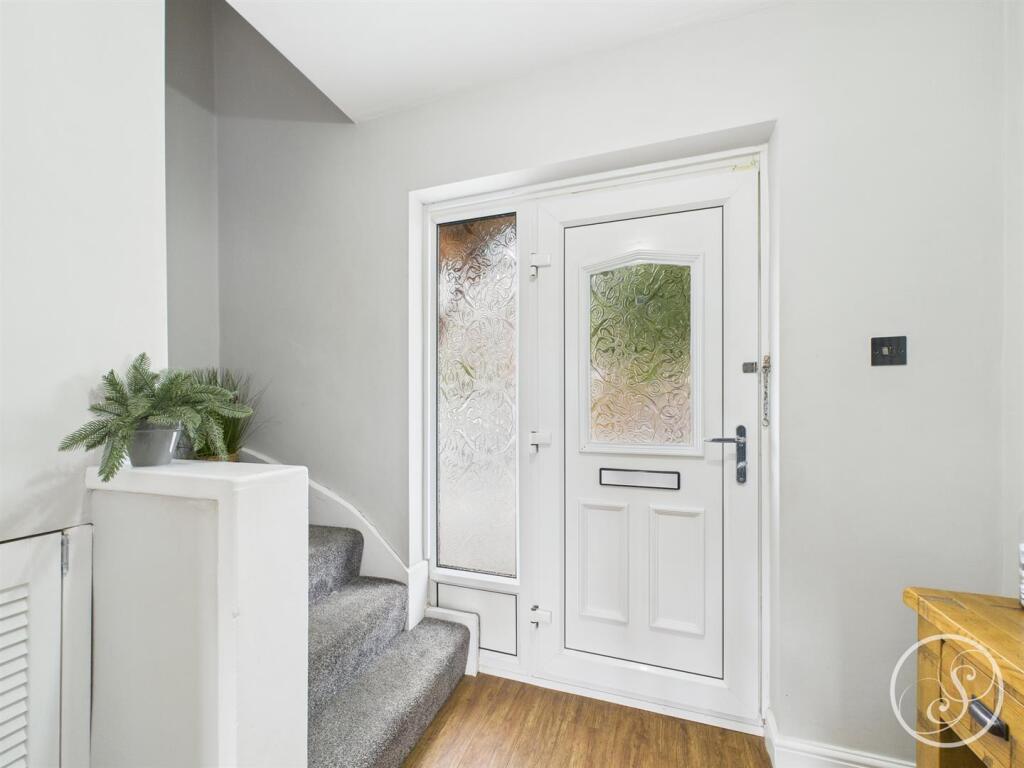 ENTRANCE HALLWAY