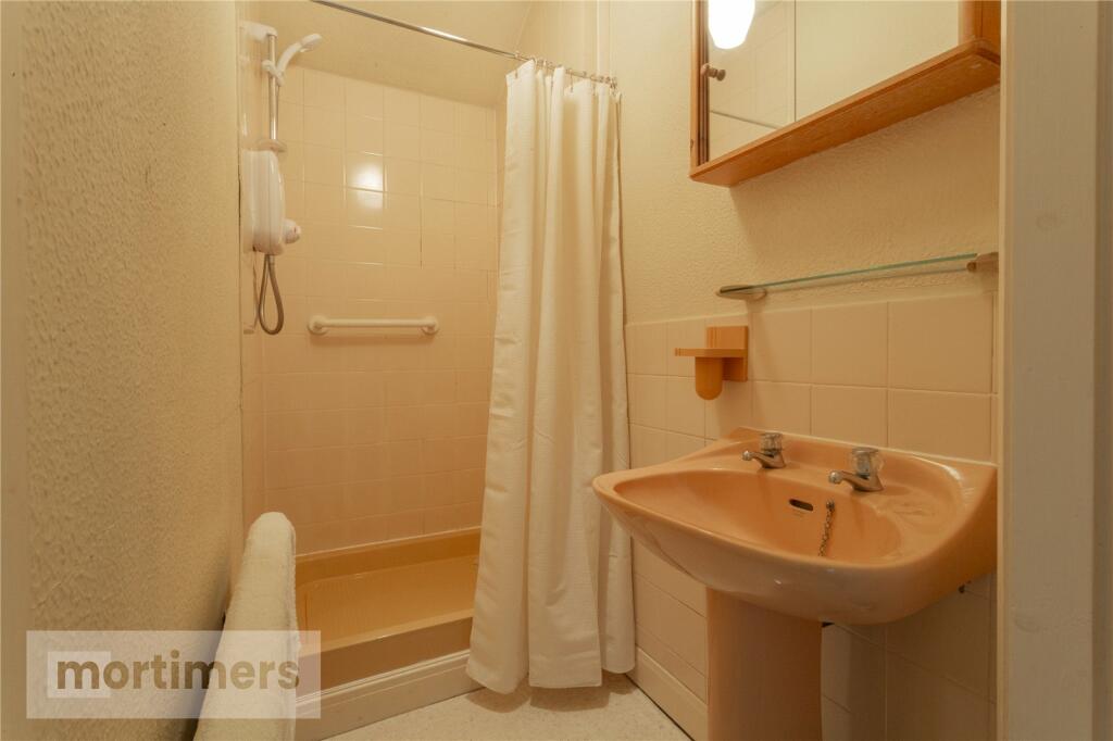 En-Suite Shower
