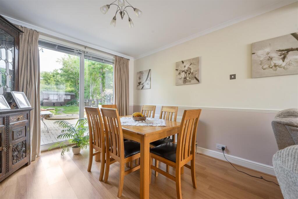 Coolgardie Avenue E4