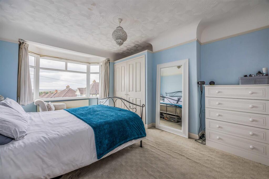 97 Woodfield Avenue, Drayton-Small-PorticoMarketin