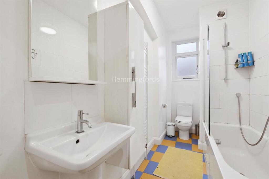 01-ba1f79221- GCHMF - 208 Fortis Green Road - Bath
