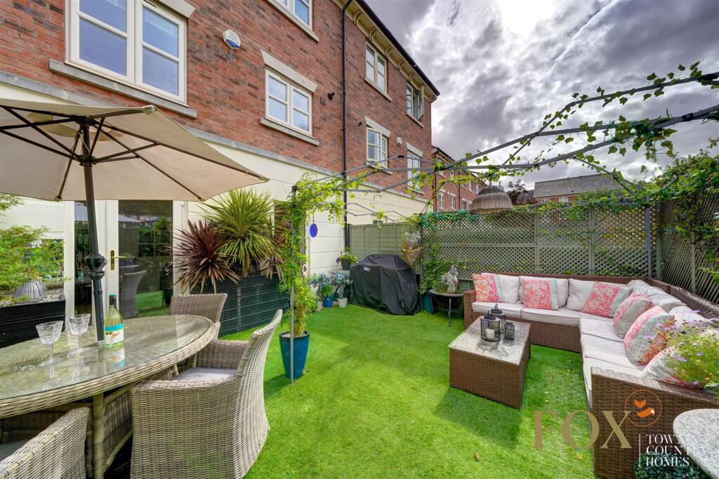 43 Sansome Place (33