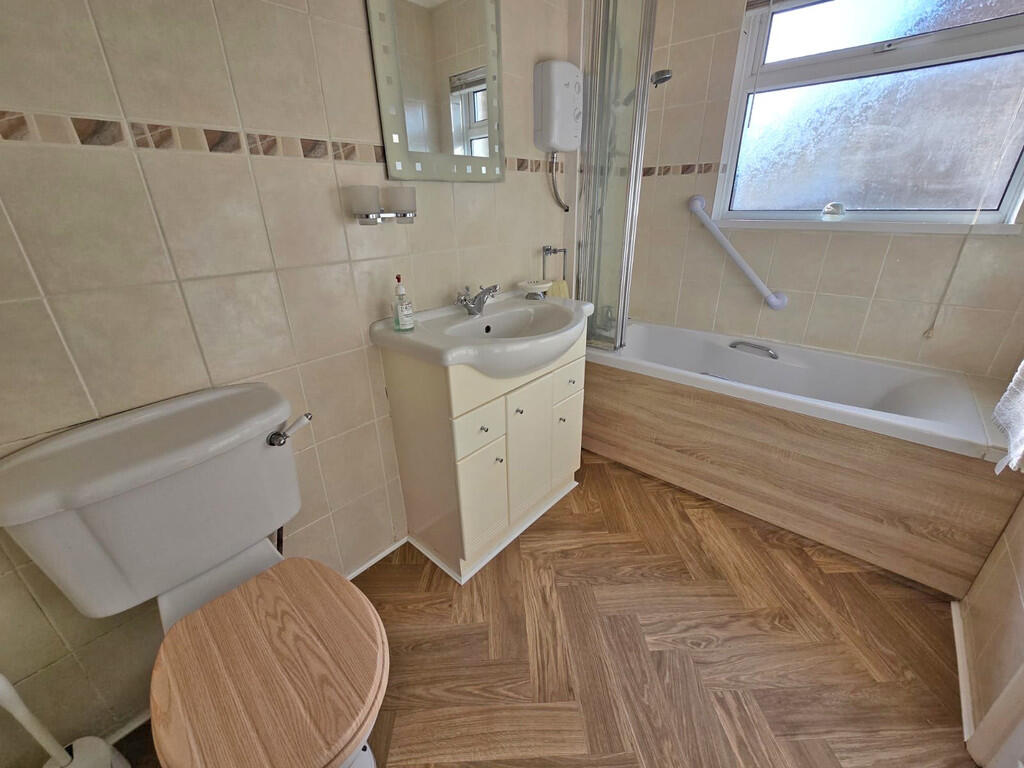 Bathroom (1)
