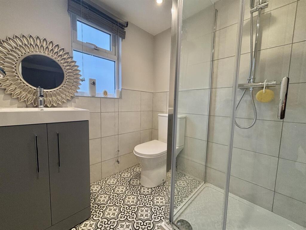 UP BATH 13D.jpg