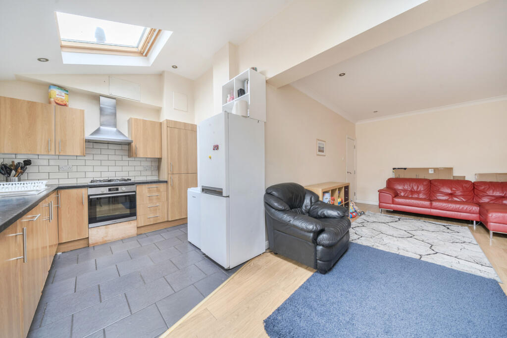 1298265-35-682da5...