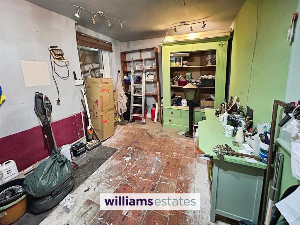 Shop Store Room