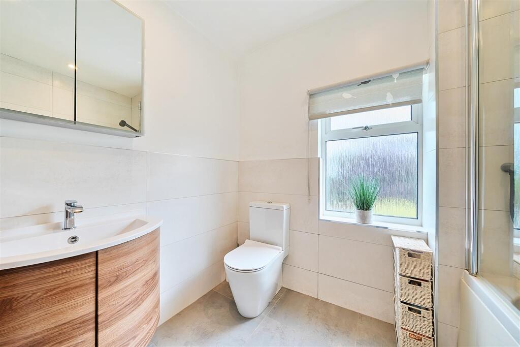 New Road - Bathroom 1.jpg