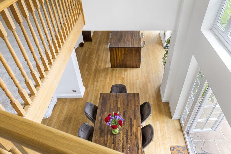 Galleried landing