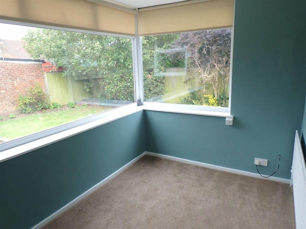SUN ROOM