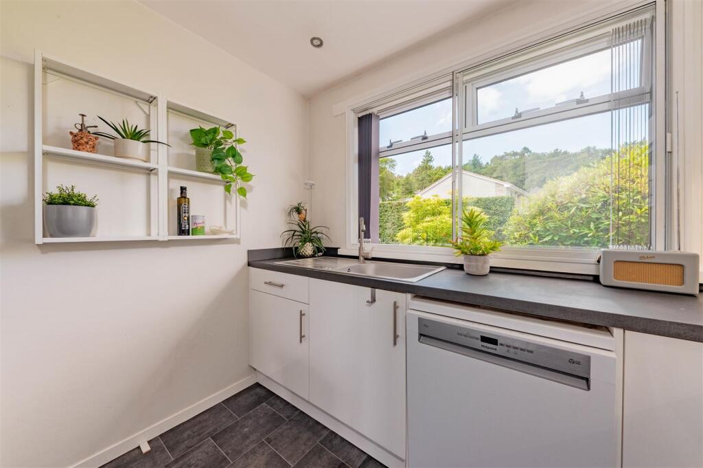 27 Hillview Road Balmullo-10.JPG