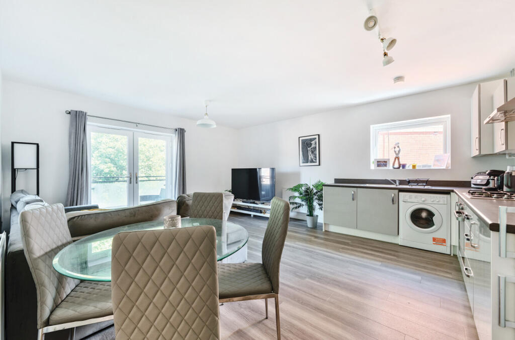 1311962-4-68655a7...