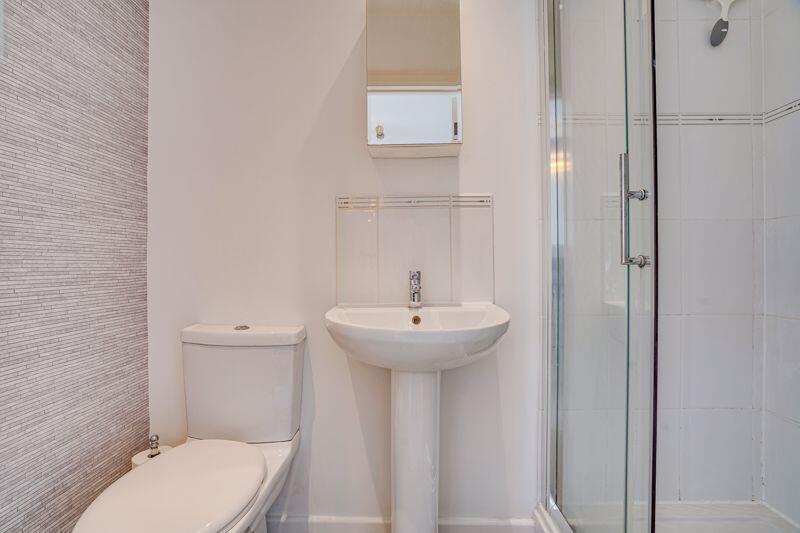 Ensuite to Master Bedroom