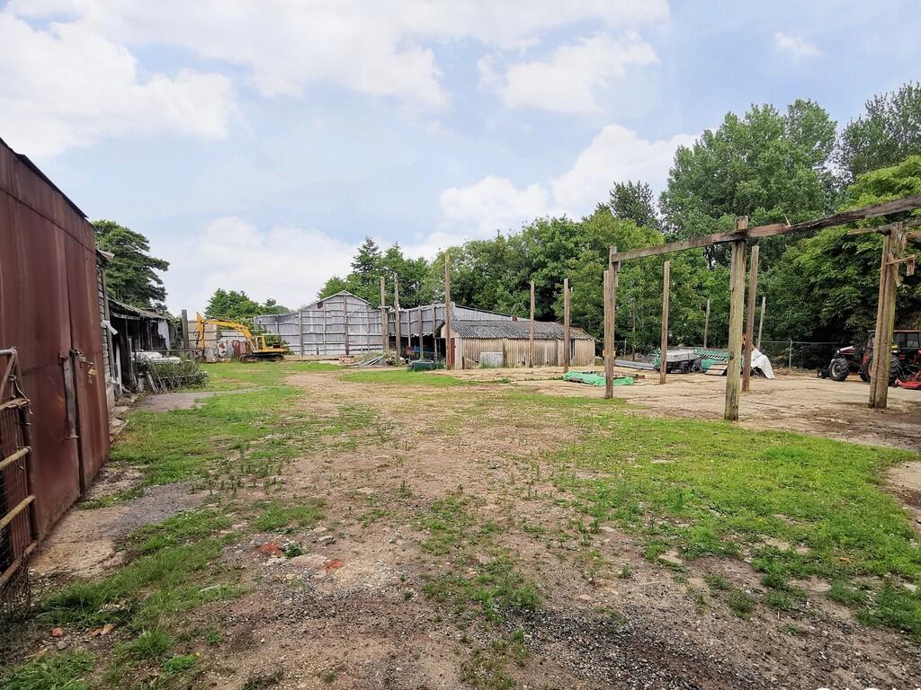 Yard &amp; Former...
