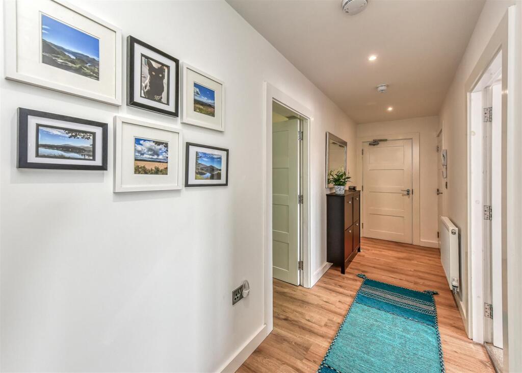 8 Thorsten House-Inner Hall.jpg