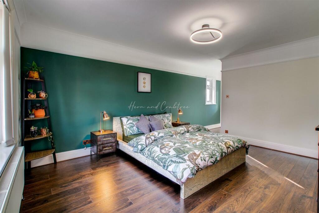 Holybush Road, Cyncoed, HernCrabtree (40).jpg