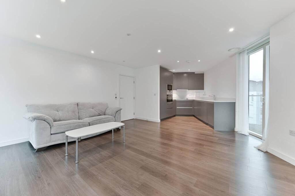 Tennyson Apartments, East Croydon, Croydon, CR0