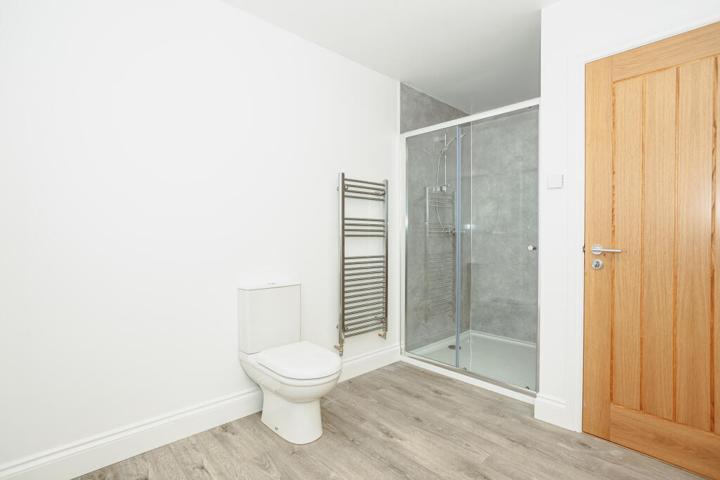 Family Shower Room