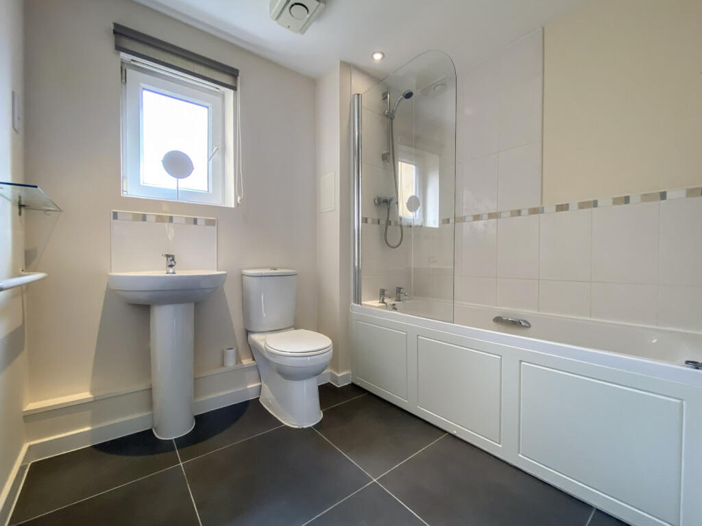 143 Tork- Bathroom T202503311130.jpg
