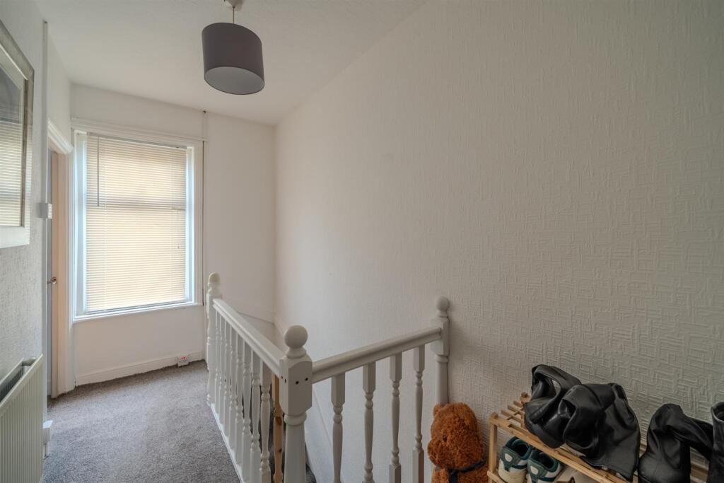 14 Windsor Road-5.jpg