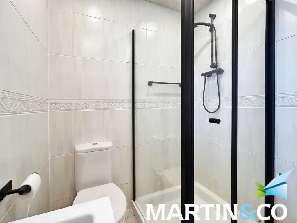 54d30057-IMG-2025...