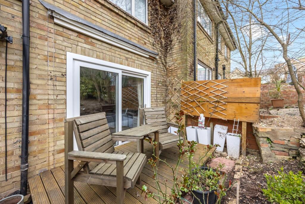 Poplar Avenue 163 SUN TERRACE.jpeg