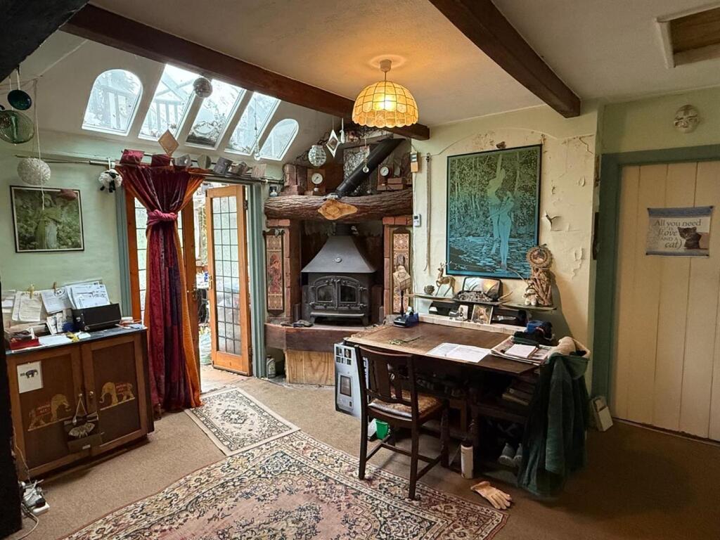 Dining room.jpeg