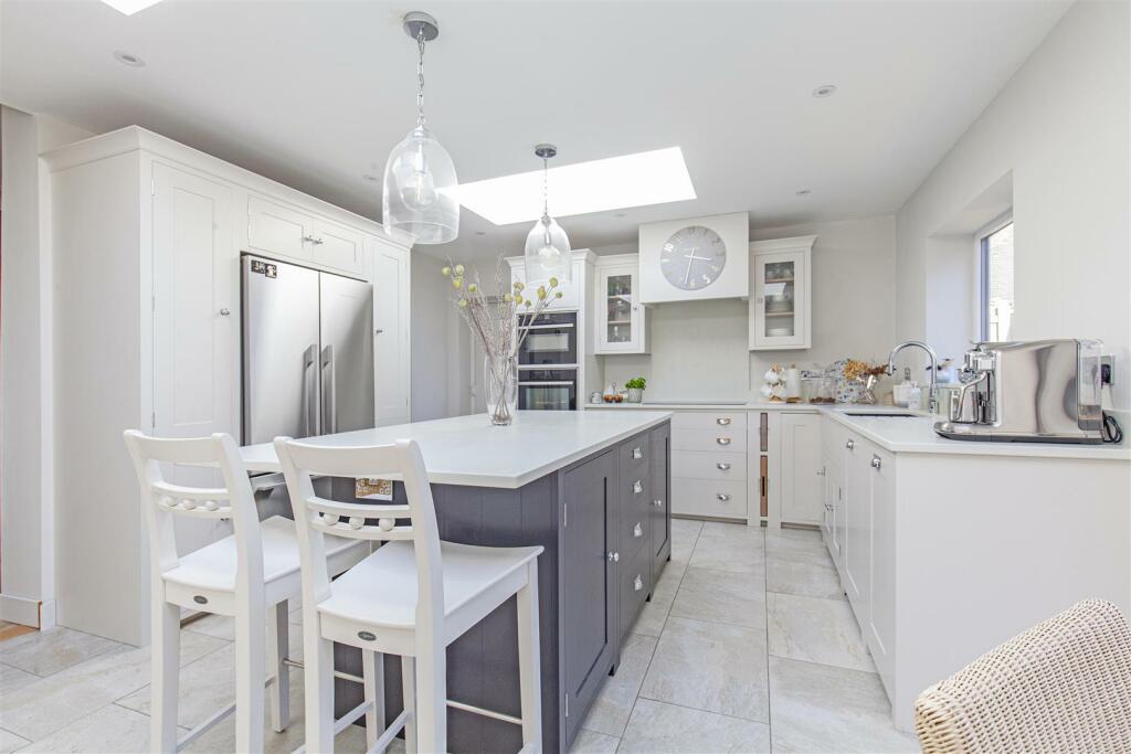 Kitchen-3.jpg