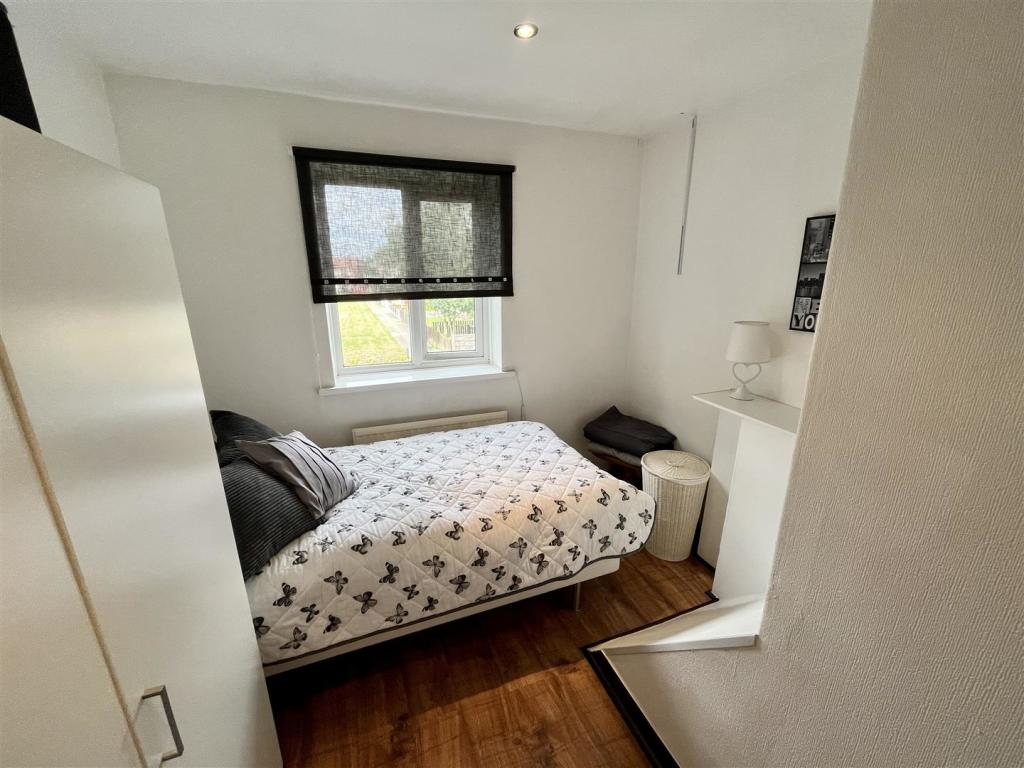 Bedroom 3.jpg