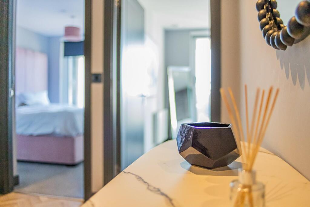 The Moorwell 7-23.jpg