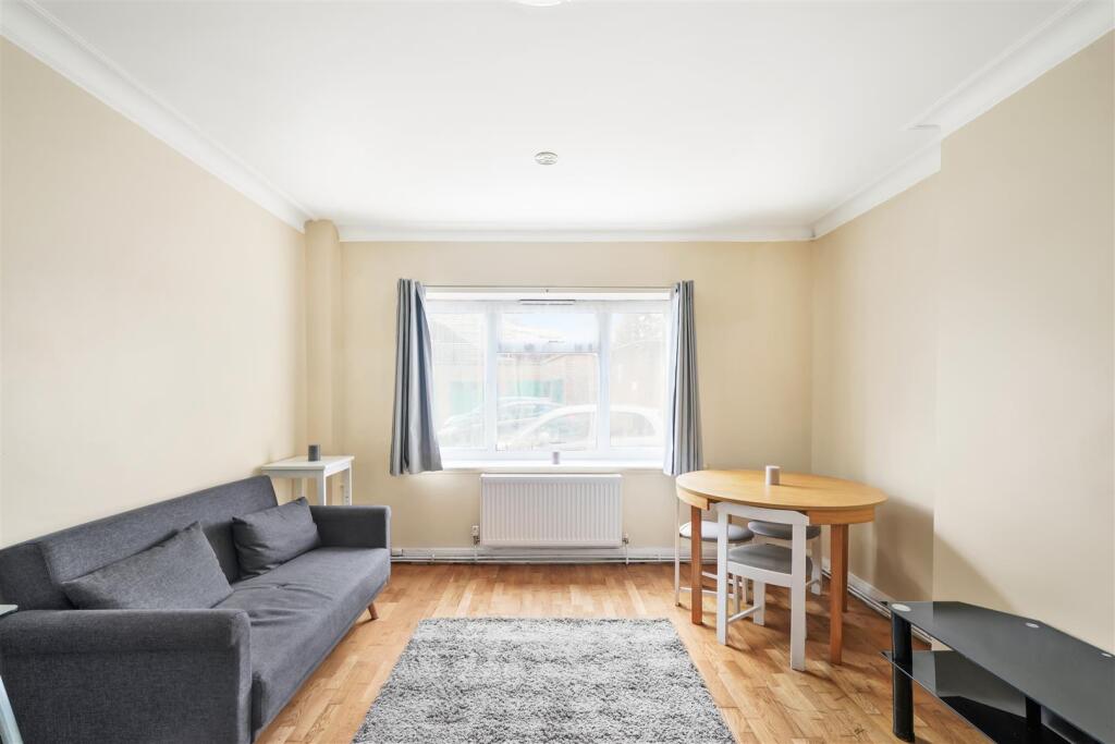 1 Danes Court, North End Road - bJw8EeC6nZs8Ki5nXS