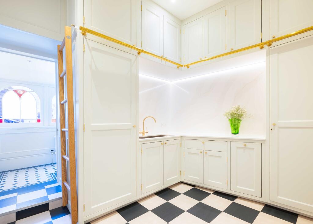 684c475ef0f88_Lancefield-House-38