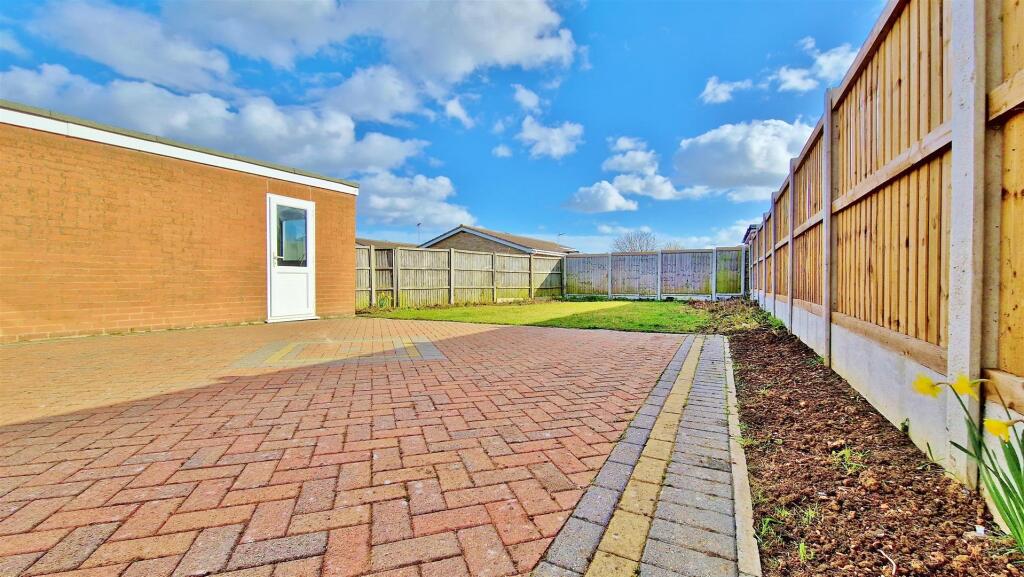 Outside - Rear