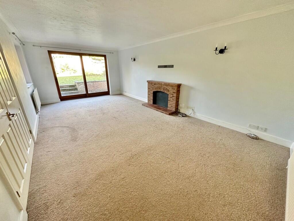 IMG-20250204-WA00...