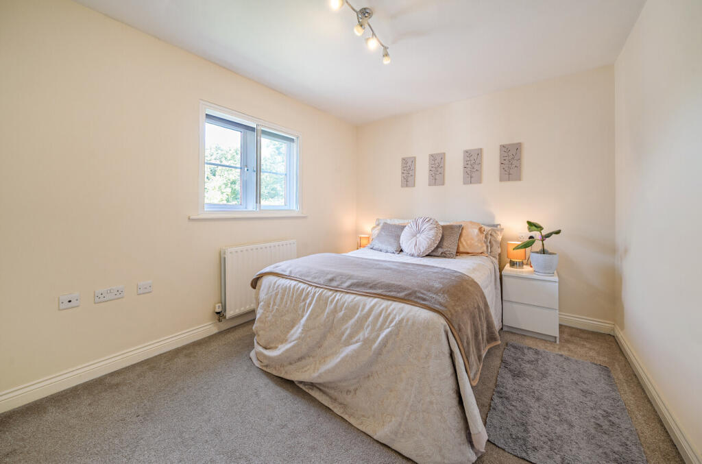 1306326-4-684c195...