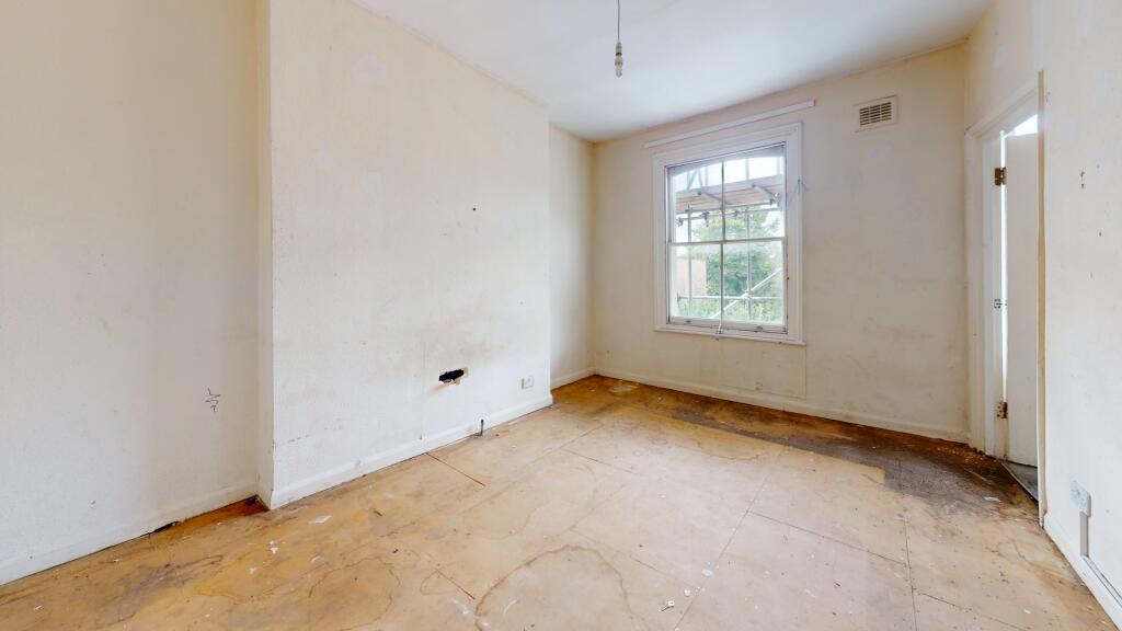 58C Colvestone Crescent, Hackney, London, E8 2LH