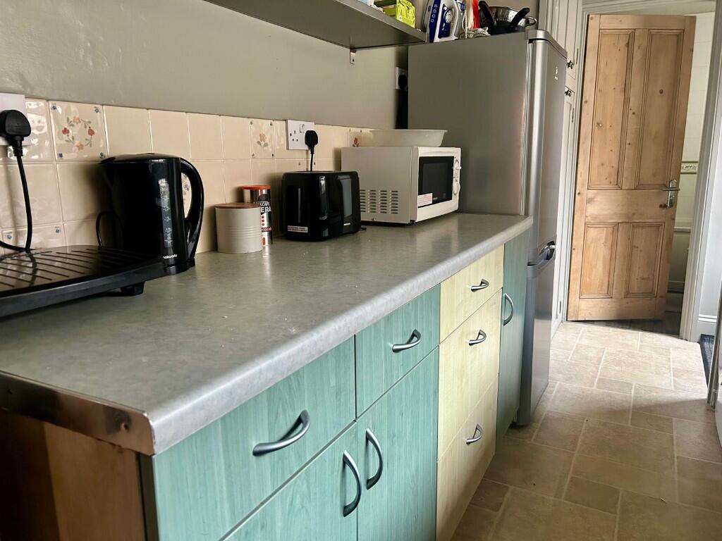Communal Kitchen
