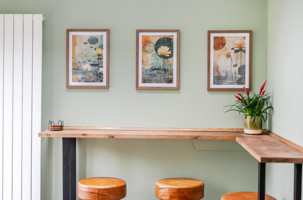 1356202-21-68d67d...