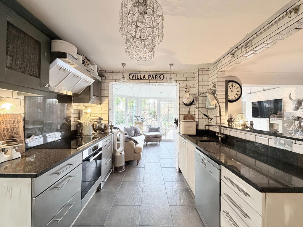 Haslucks Green Road, Shirley, B90 1DX