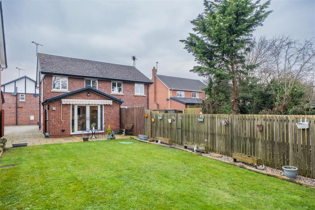 6 Gowy Court -010.jpg