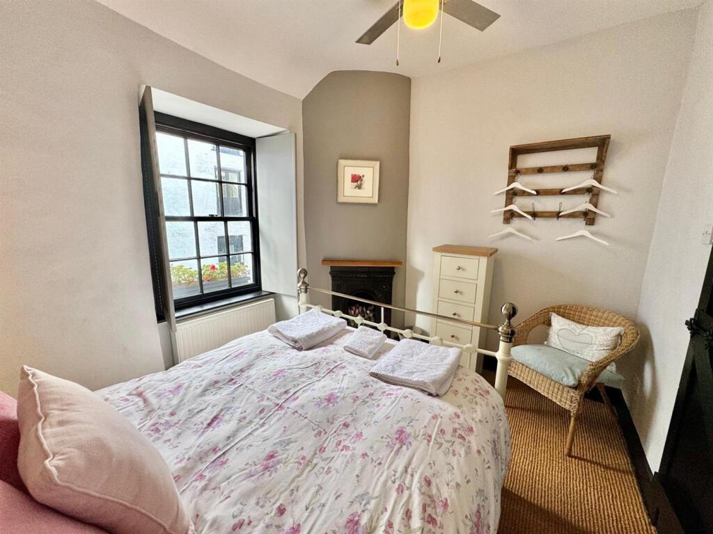 PHOTO-2025-10-11-10-18-39 (7).jpg