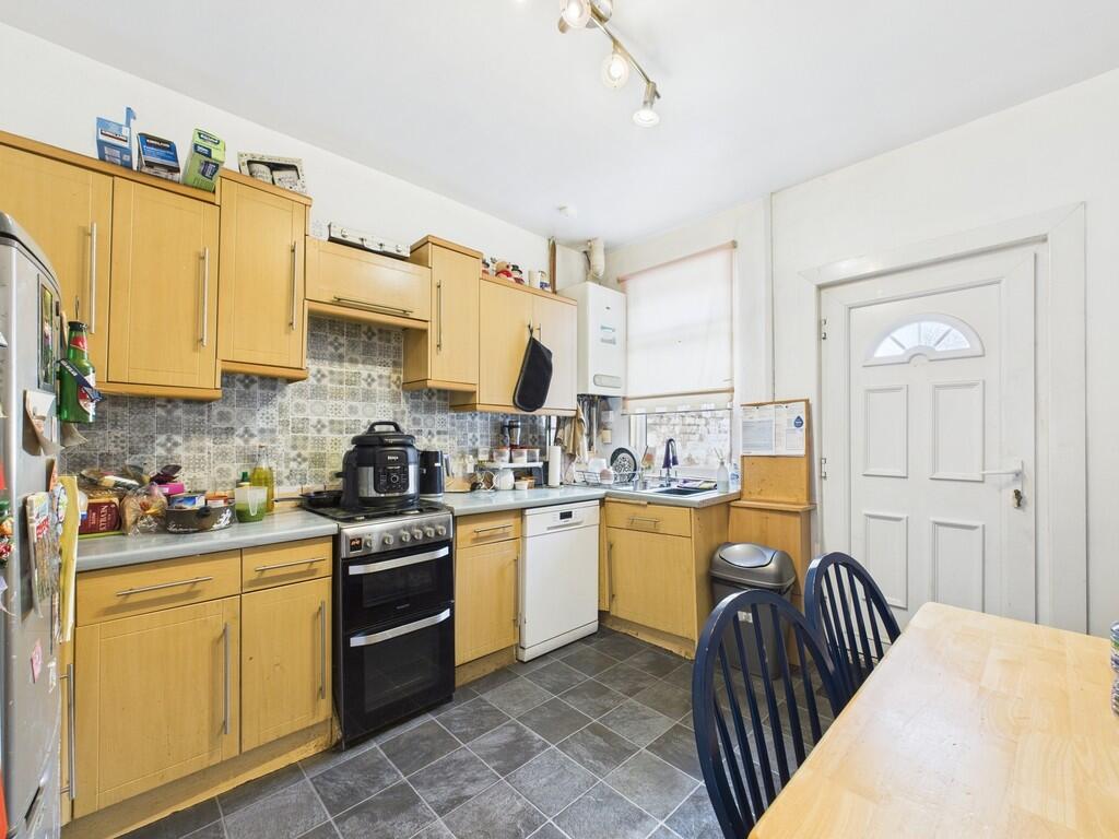 CAM01835G0-PR0173...