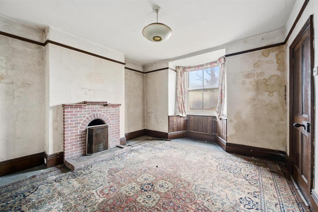 Saxton Mee Glenholme 0017.jpg