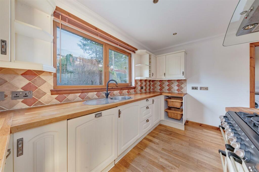 61 Middleton Park Brechin-18.JPG