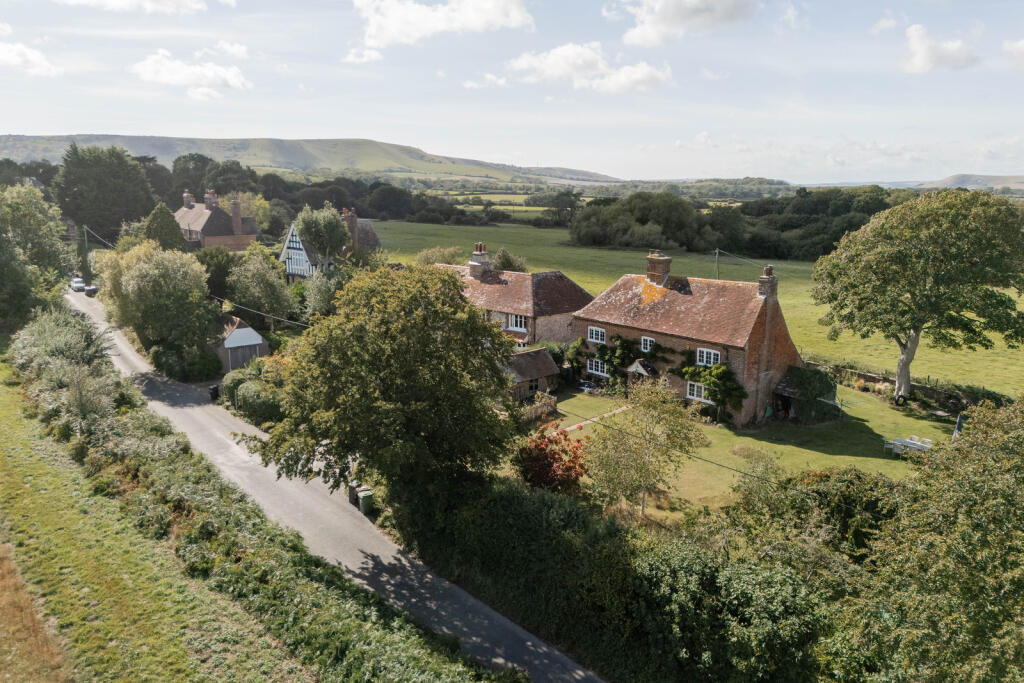 308833 - Fairland, The Street, Selmeston, BN26 ...