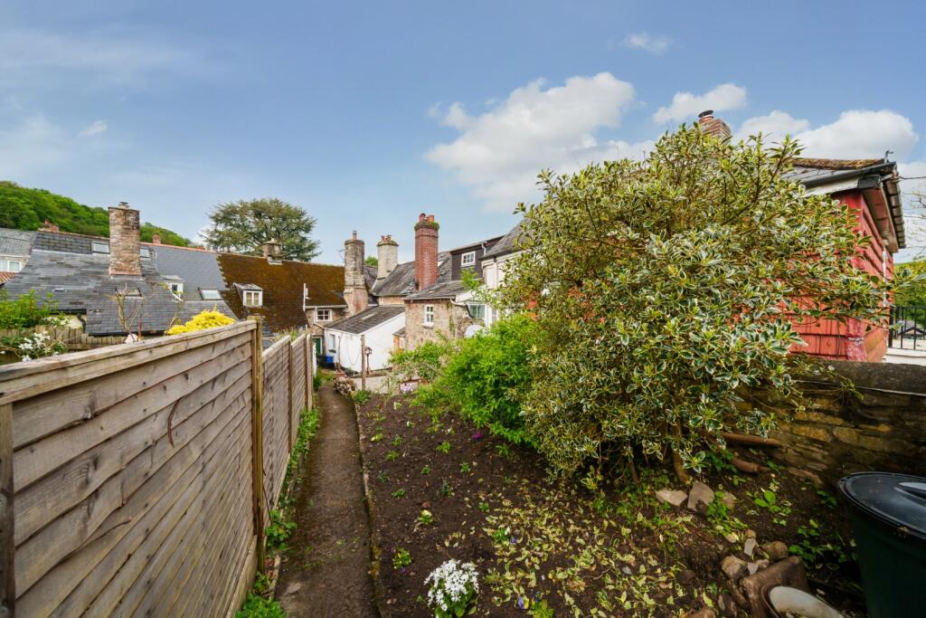 Bampton, Seddons