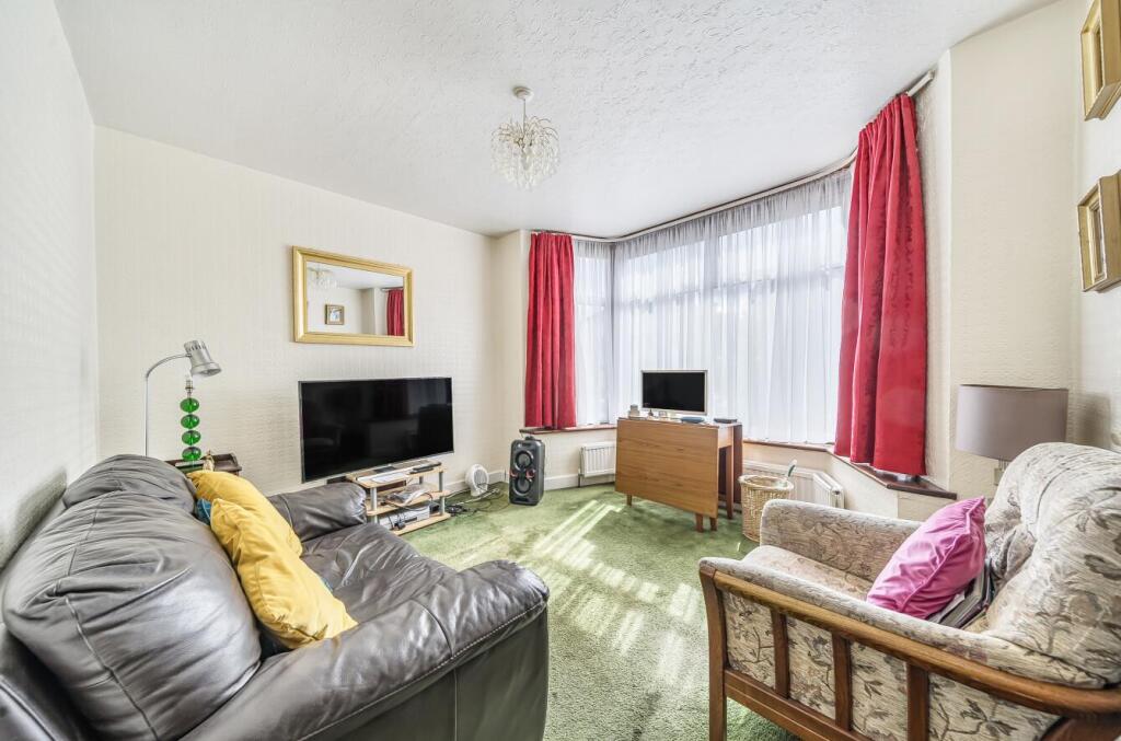 Davidson Frost-Wellings, DFW, Broadcroft Avenue, S