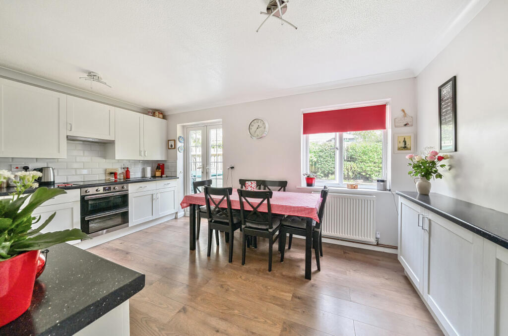 1315278-5-685c1ab...