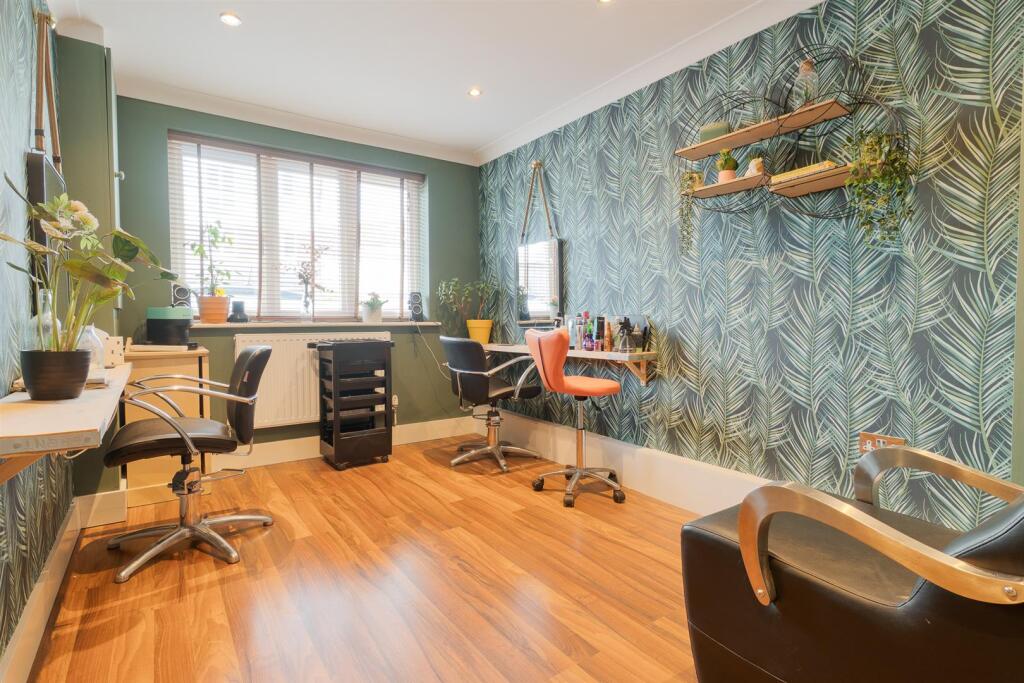 Salon - Reception Room.jpg