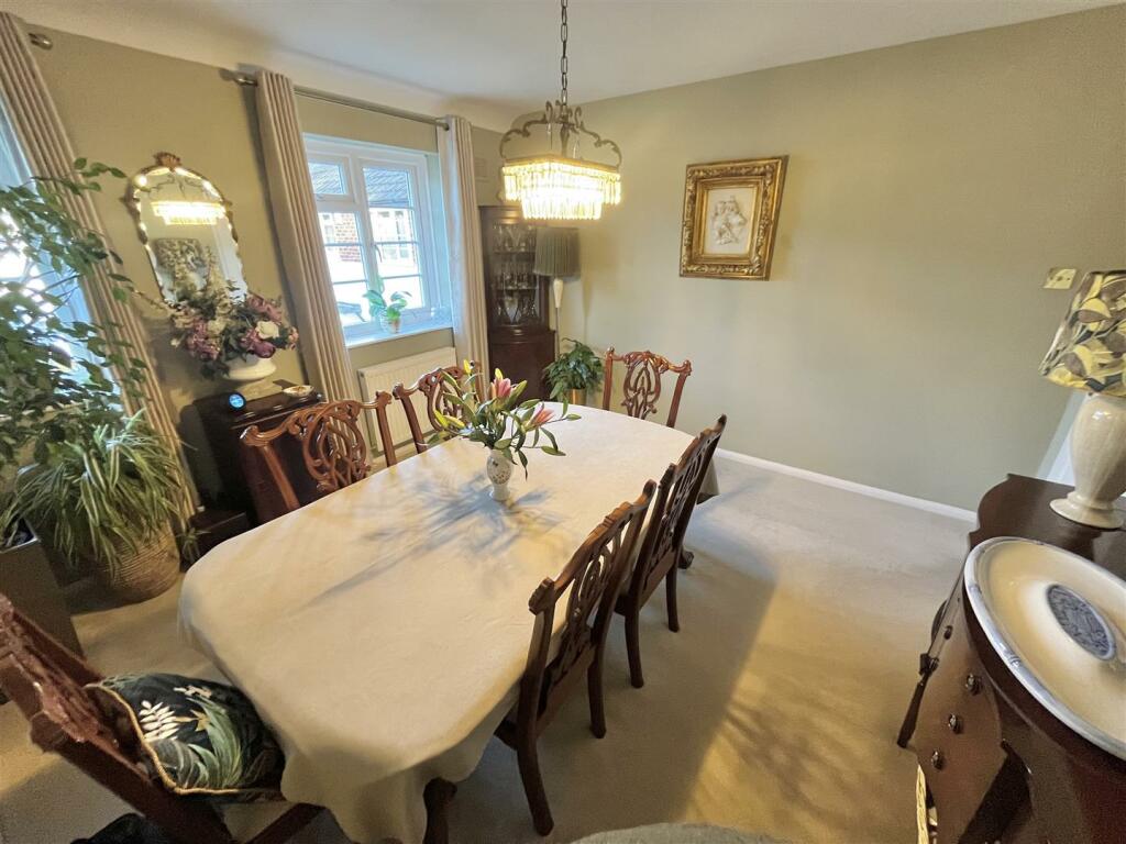 Bedroom 3 Dining Room Aspect 2.jpg