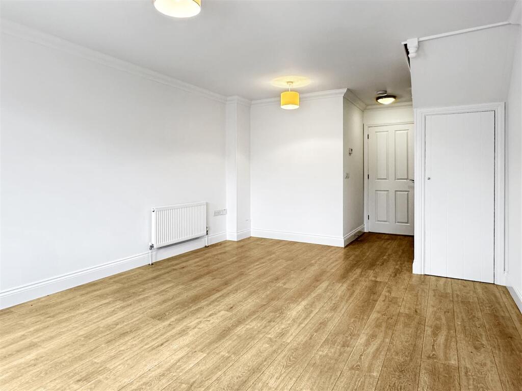 Living / Dining Room
